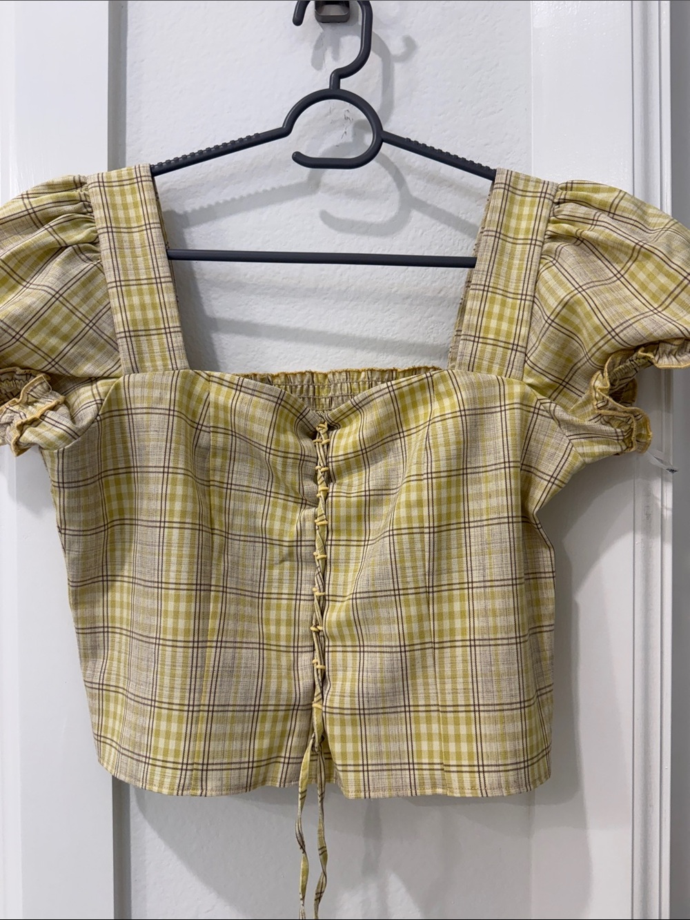 Petite Studio Yellow Plaid Lace-Up Square Crop Top